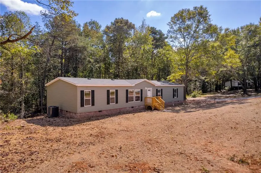 596 Pinetree Circle, Maysville, GA 30558 - Image #3