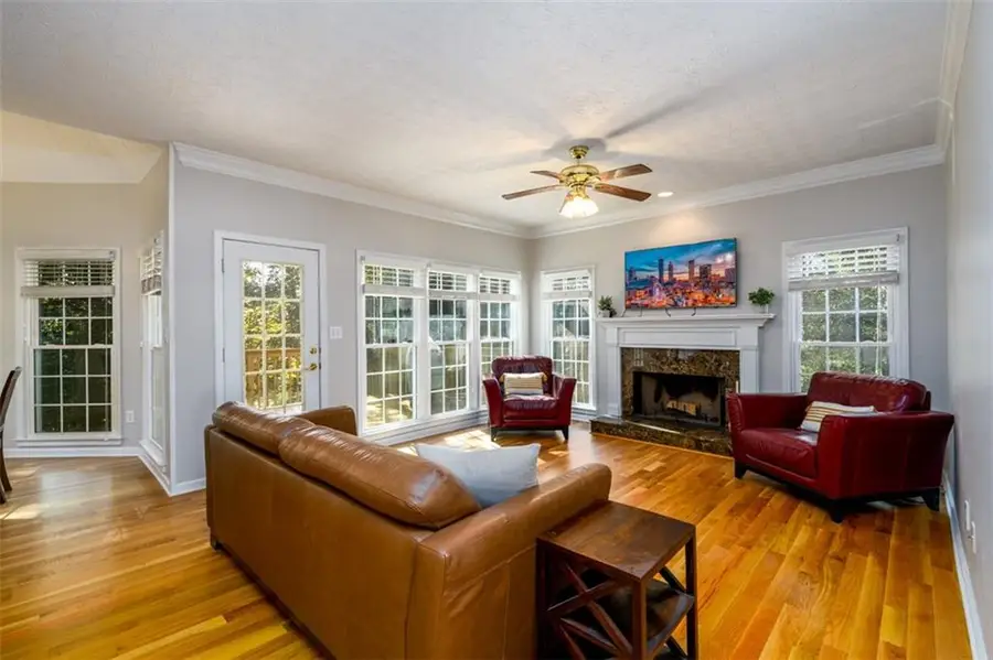 724 Eastwood Rise, Stone Mountain, GA 30087 - Image #3