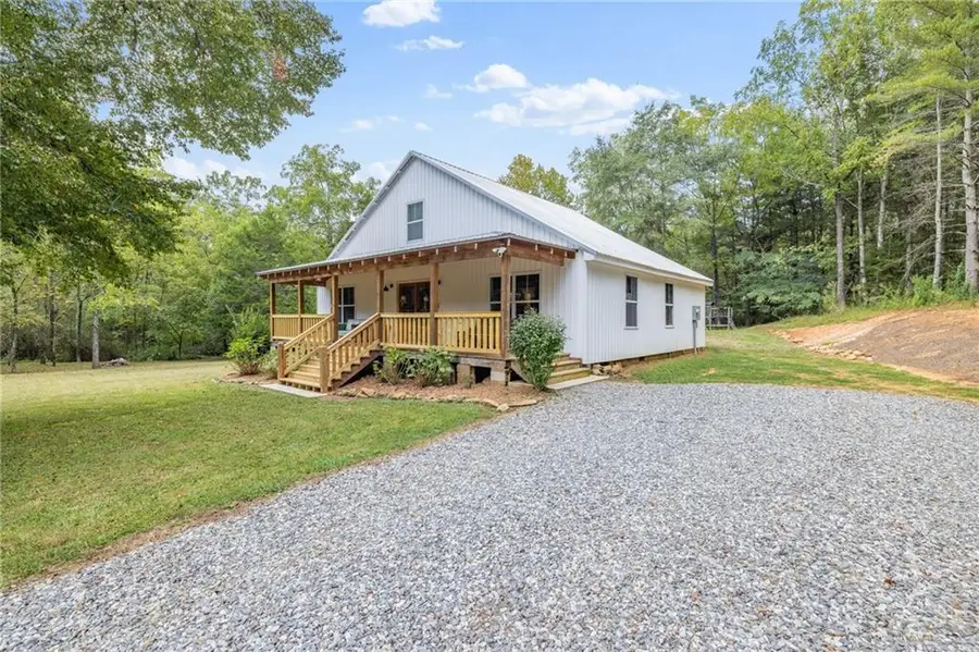 385 Amys Road, Clarkesville, GA 30523 - Image #2
