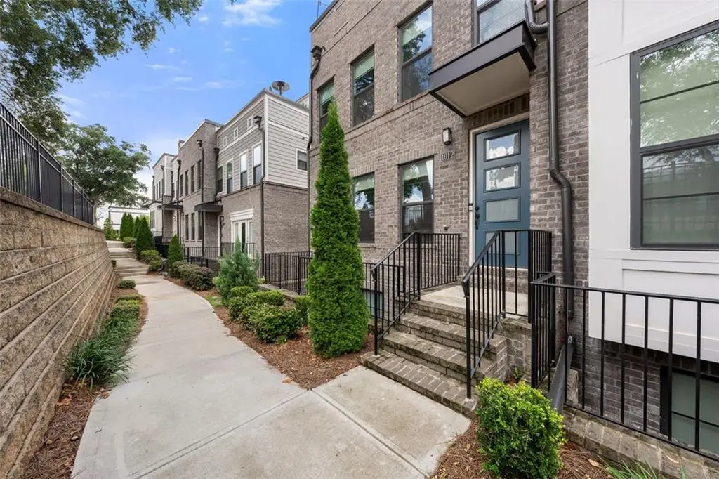1012 Burnside Lane Nw, Atlanta, GA 30318 - Image #1