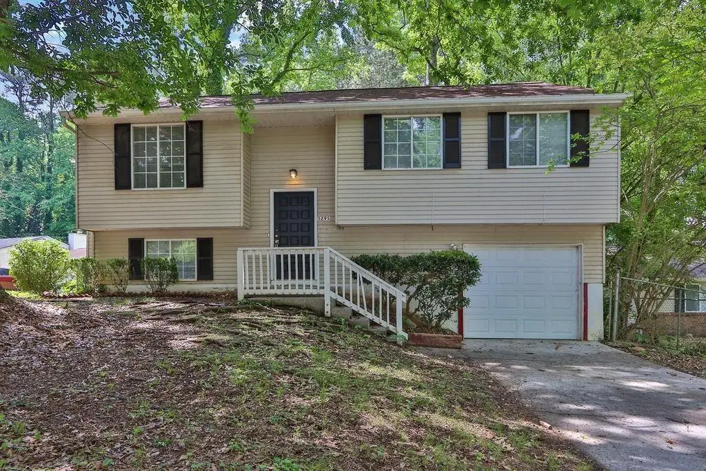 5295 Old Trail Circle, Stone Mountain, GA 30088 - Image #1