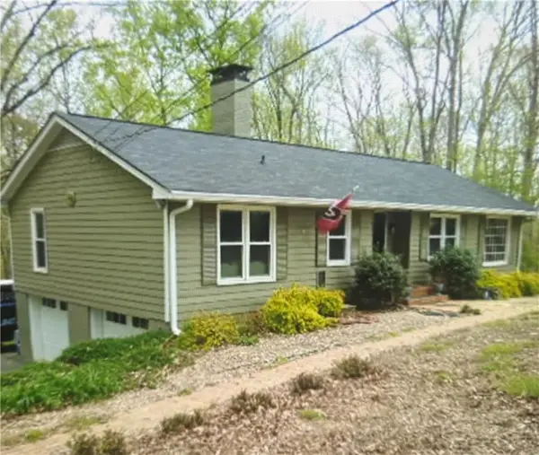 5621 Aven Road, Marietta, GA 30068