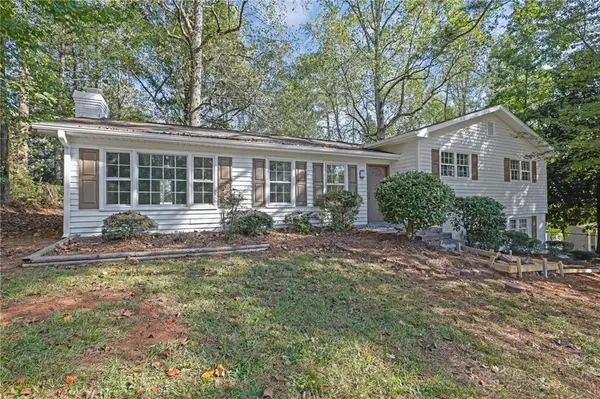 712 Copper Trace Way, Woodstock, GA 30189