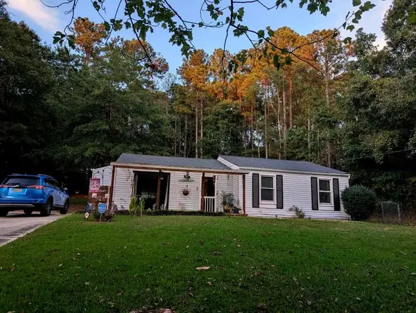 3184 Newcastle Way, Snellville, GA 30039