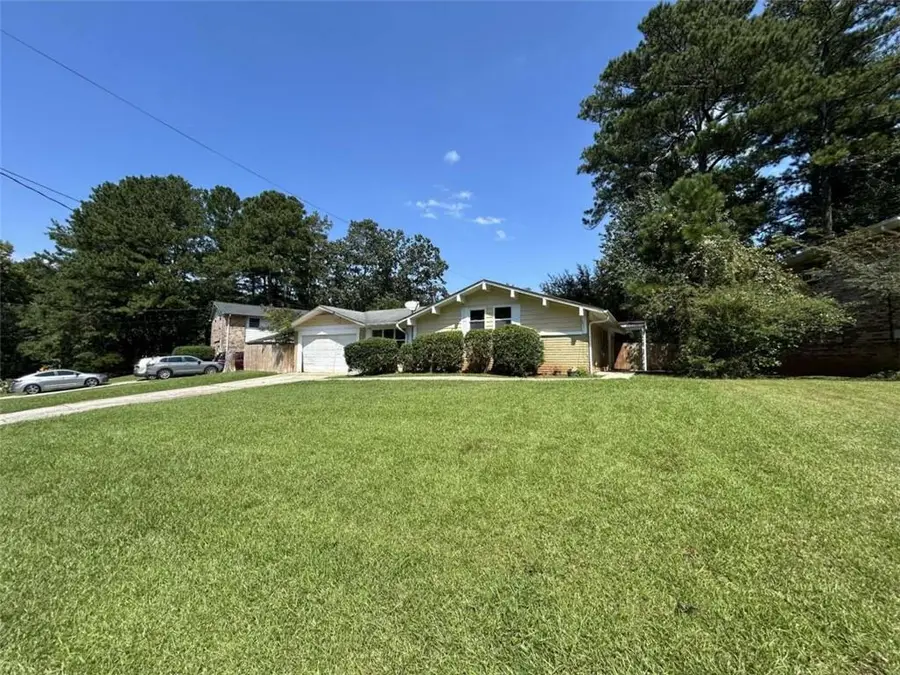 688 Plainville Drive, Atlanta, GA 30331 - Image #2