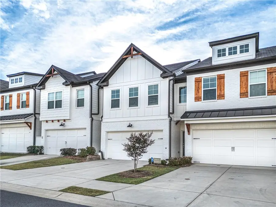 124 Auburn Woods Drive, Auburn, GA 30011 - Image #2