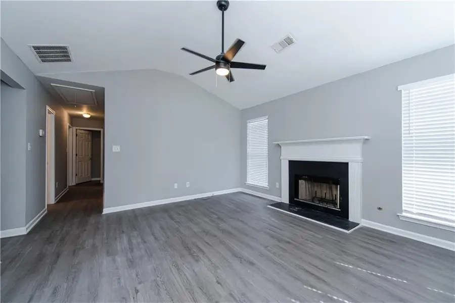 425 Eagles Flight Lane, Riverdale, GA 30274 - Image #3