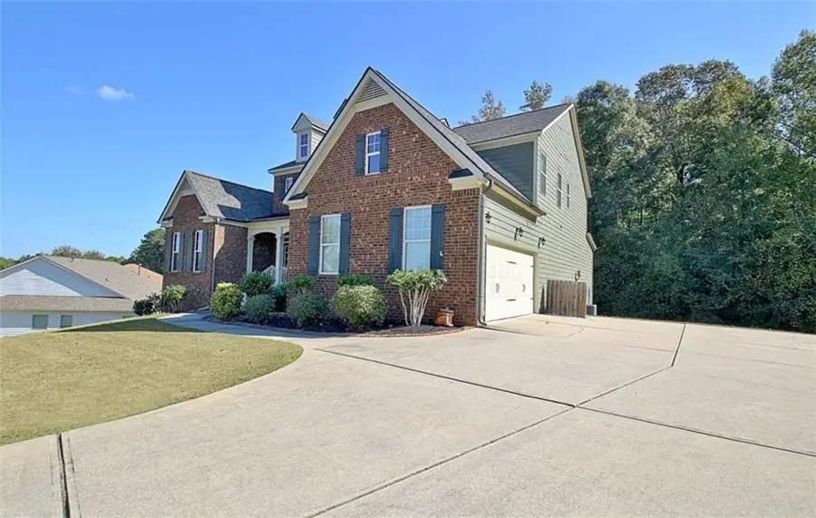 135 Mulberry Drive, Senoia, GA 30276 - Image #2