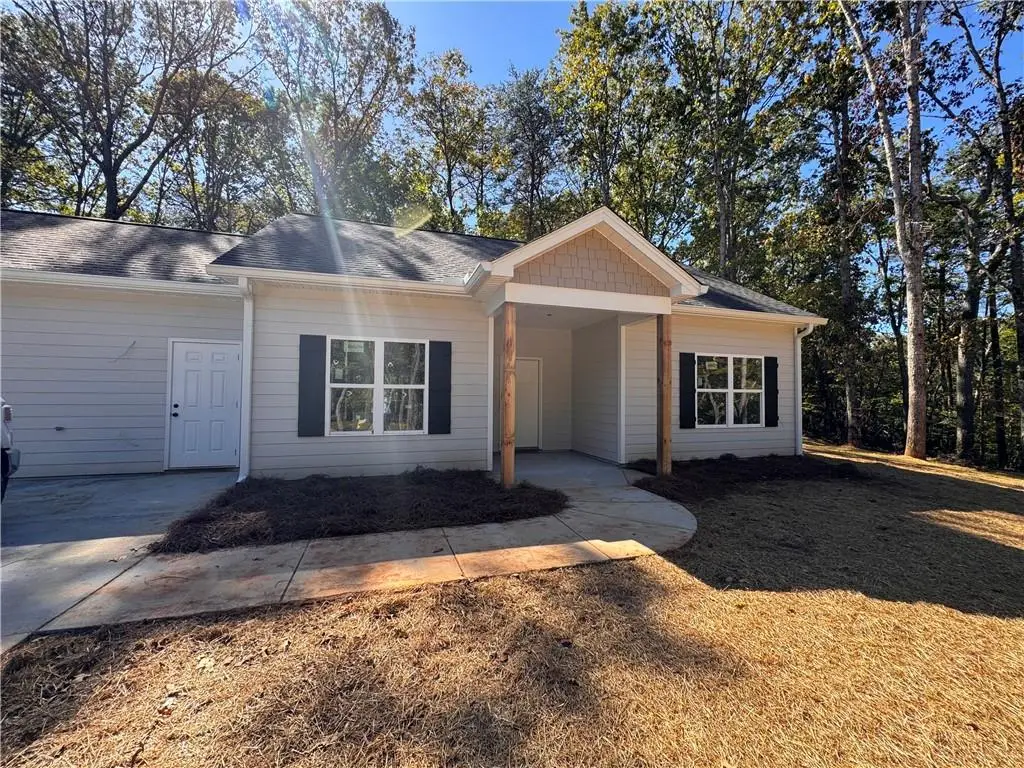 50 Hawks Ridge Ct, Cleveland, GA 30528 - Image #1