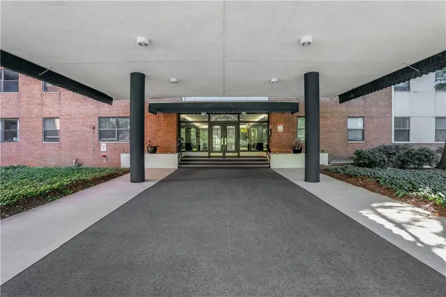 2965 Pharr Court South Nw #809, Atlanta, GA 30305 - Image #2