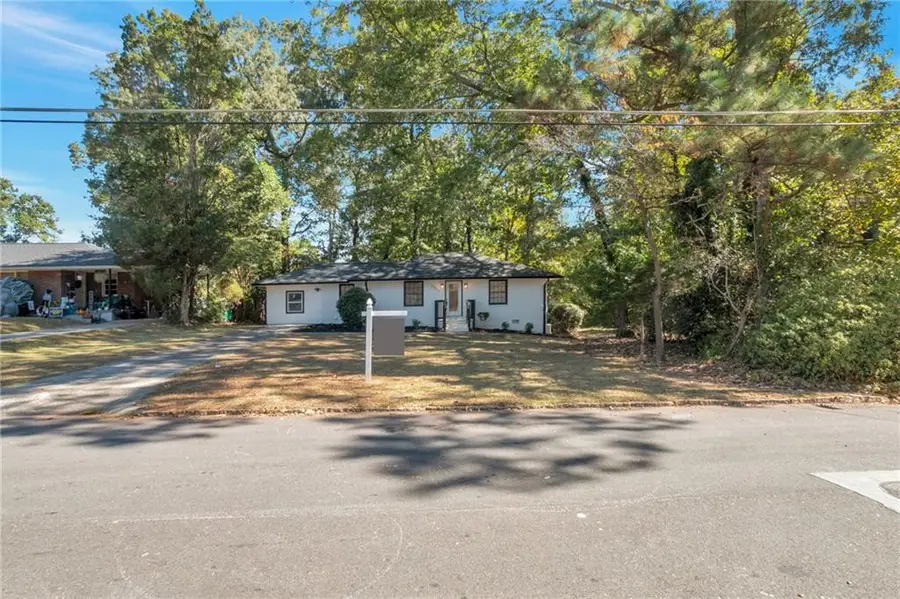 2326 Mark Trail, Decatur, GA 30032 - Image #2