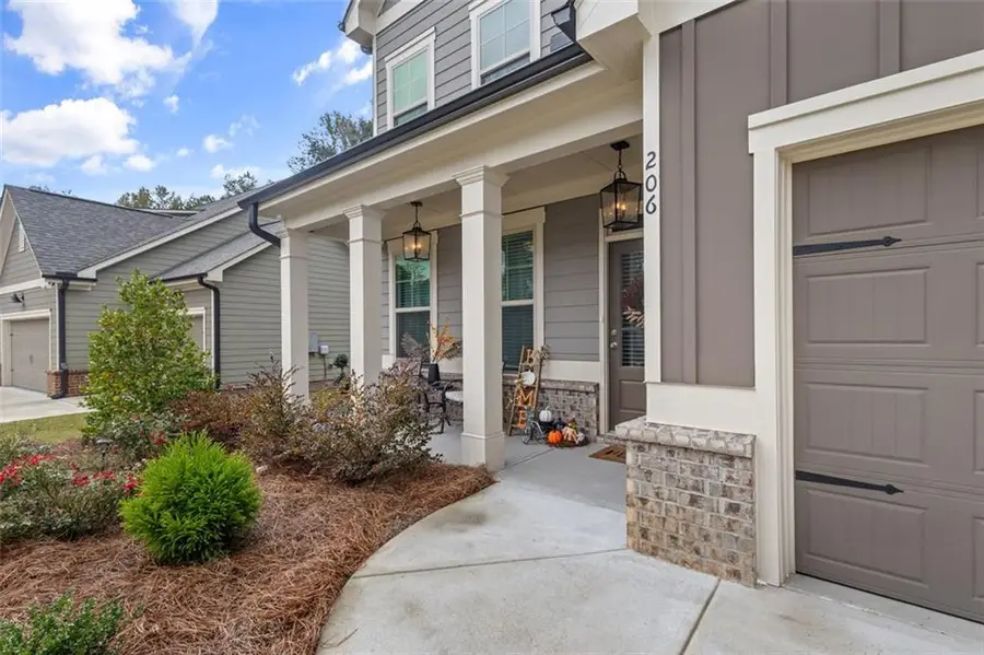 206 Blue Dragon Drive, Jefferson, GA 30549 - Image #2