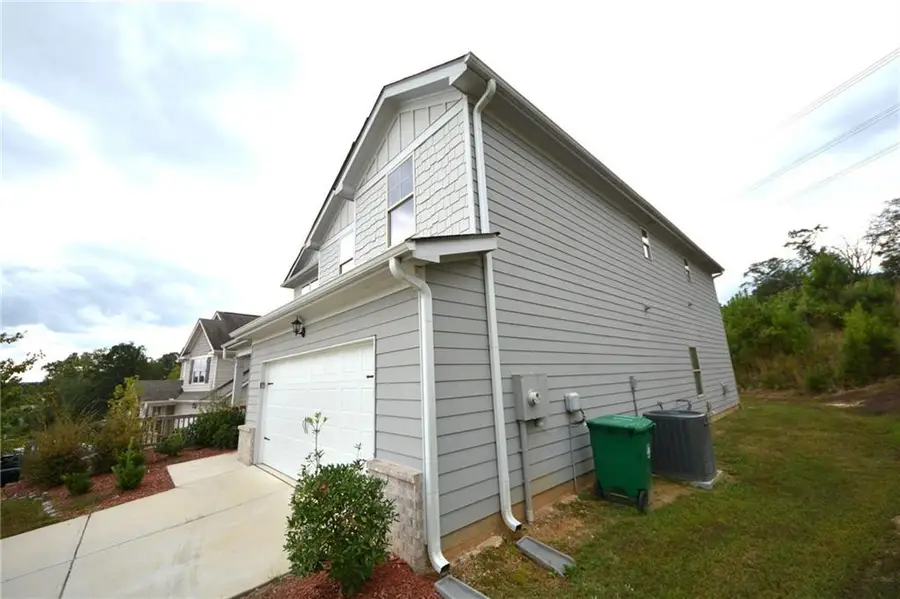 2369 Bear Mountain Street, Lithonia, GA 30058 - Image #3