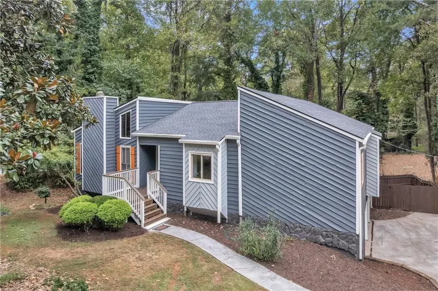 766 Lost Creek Circle, Stone Mountain, GA 30088 - Image #2