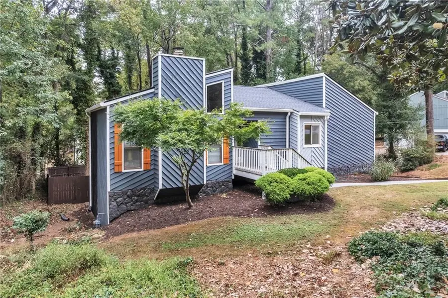 766 Lost Creek Circle, Stone Mountain, GA 30088 - Image #3