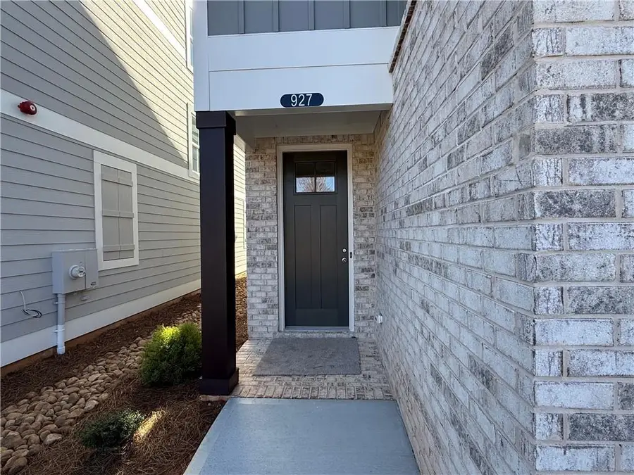 927 Crestmanor Drive, Marietta, GA 30008 - Image #2