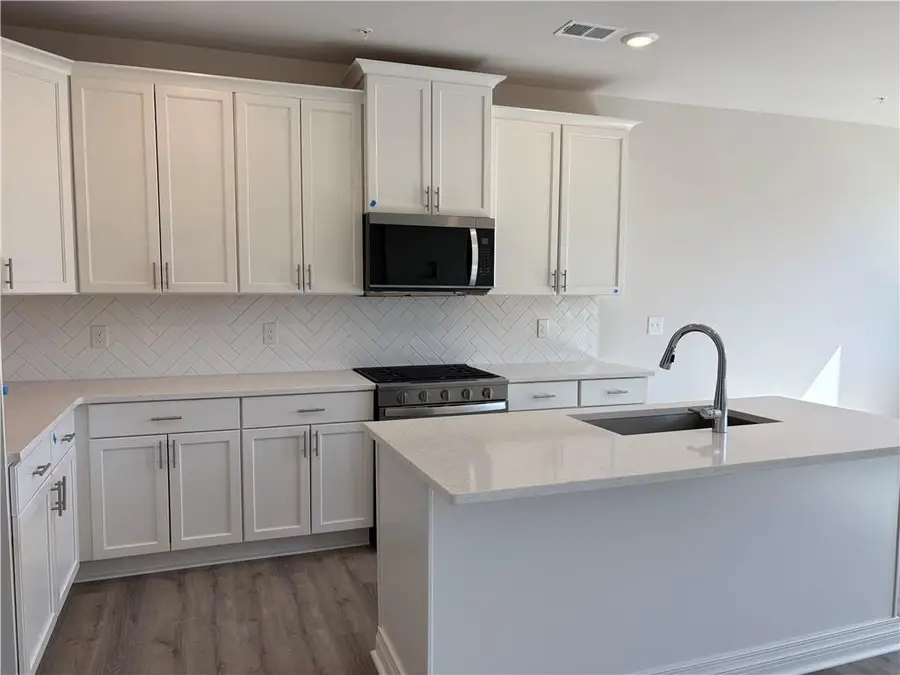 931 Crestmanor Drive, Marietta, GA 30008 - Image #2