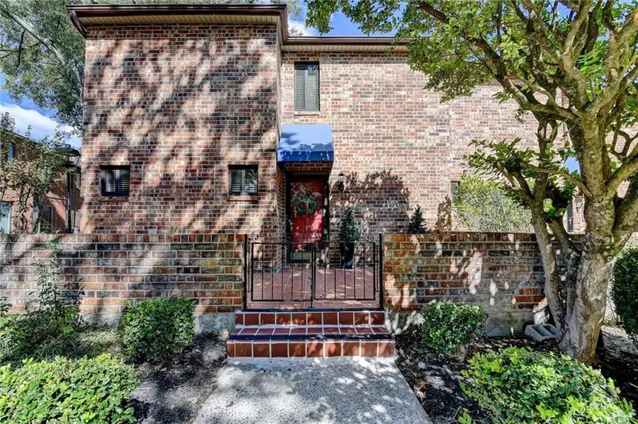 2271 Pernoshal Court, Dunwoody, GA 30338 - Image #2