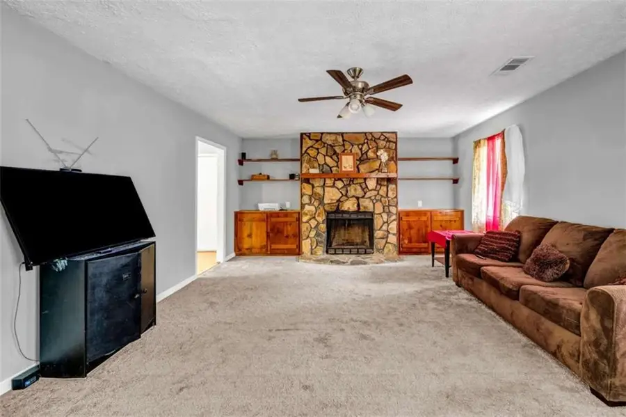 621 Blue Flag Lane, Fairburn, GA 30213 - Image #3