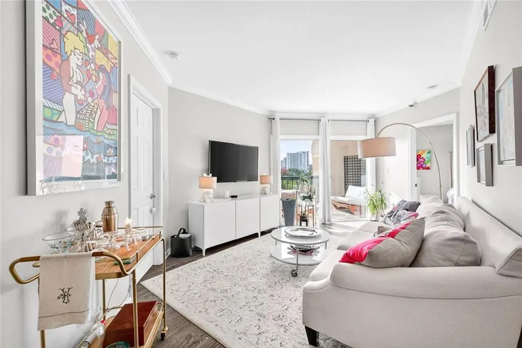 1 Biscayne Drive Nw #603, Atlanta, GA 30309 - Image #1