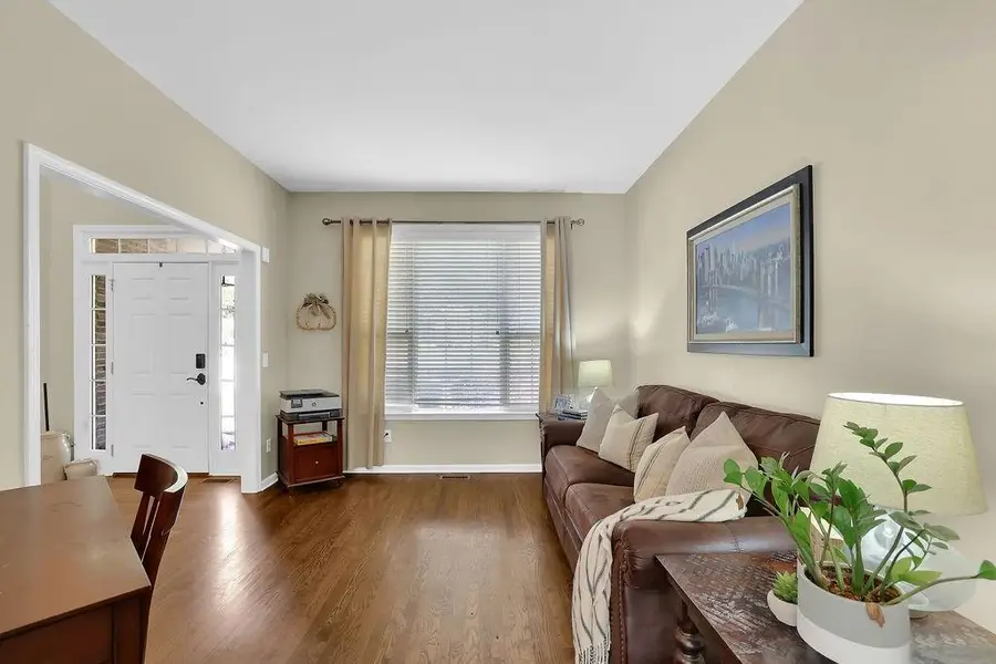 711 Tall Oaks Drive, Canton, GA 30114 - Image #3