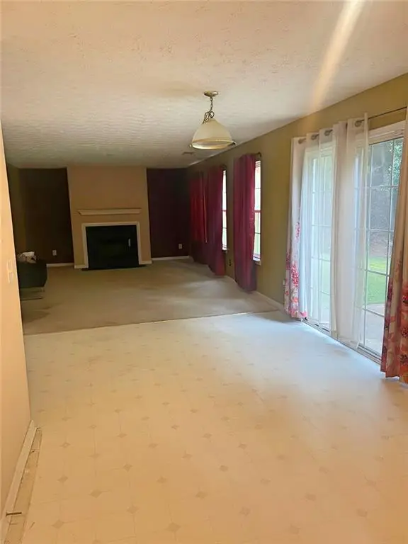 1328 Blazing Star Road Se, Lawrenceville, GA 30045 - Image #3