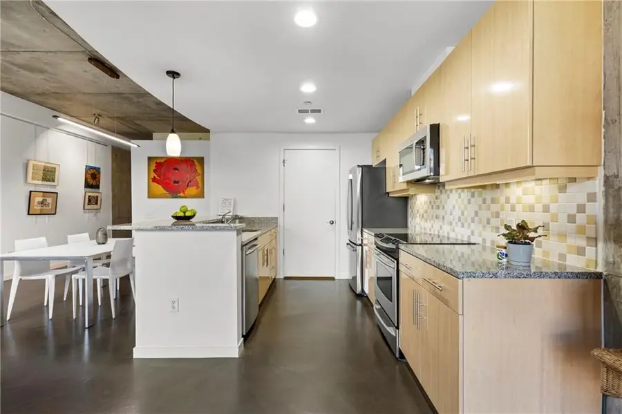 335 W Ponce De Leon Avenue #409, Decatur, GA 30030 - Image #3