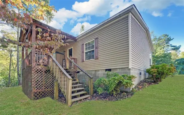 272 Crepe Myrtle Street, Mount Airy, GA 30563