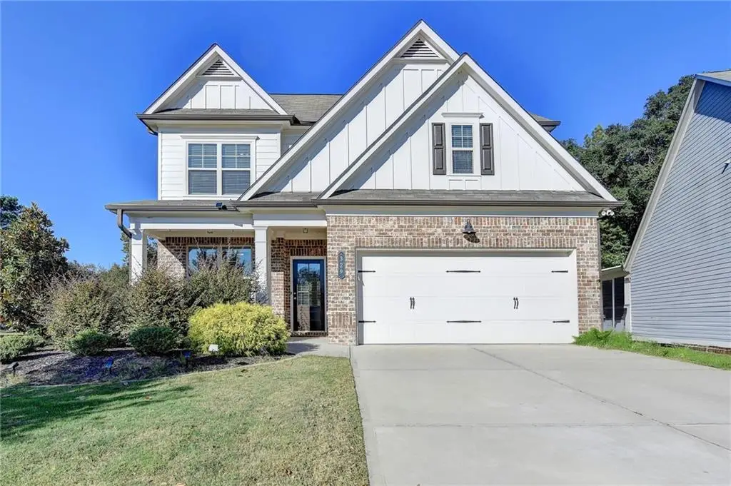 329 Winterset Circle, Hoschton, GA 30548 - Image #1