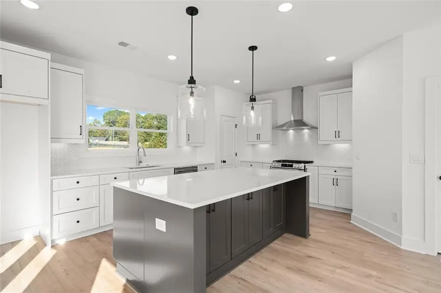 371 Kings Landing, Hapeville, GA 30354 - Image #3