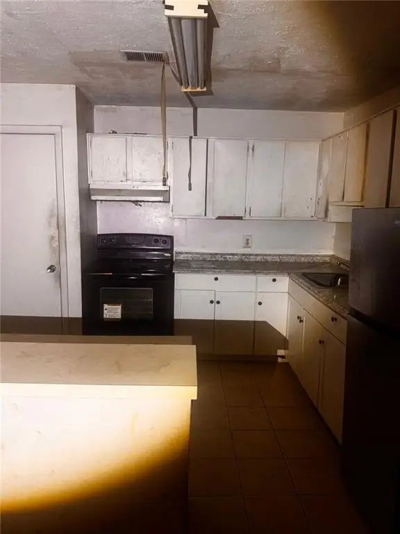 6552 Old Hampton Drive, Clarkston, GA 30021