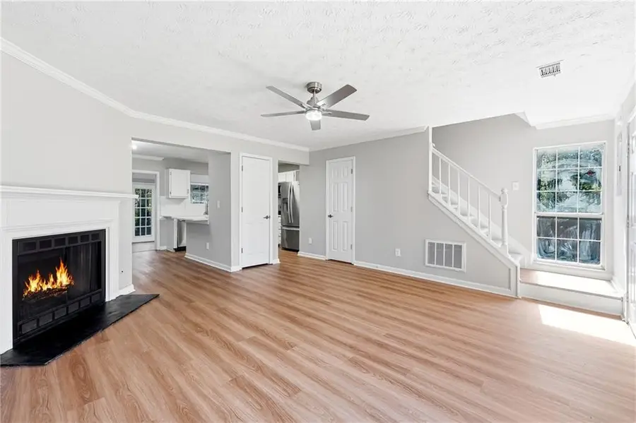 5651 Wells Circle, Stone Mountain, GA 30087 - Image #3