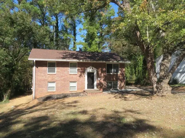 1429 Pineglen Drive, Riverdale, GA 30296