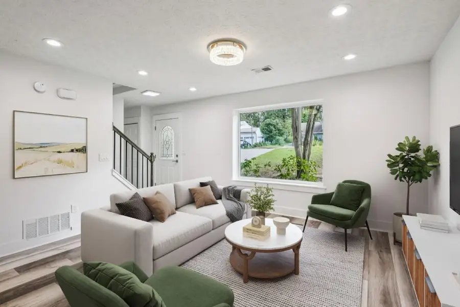 590 Sheringham Court, Roswell, GA 30076 - Image #2