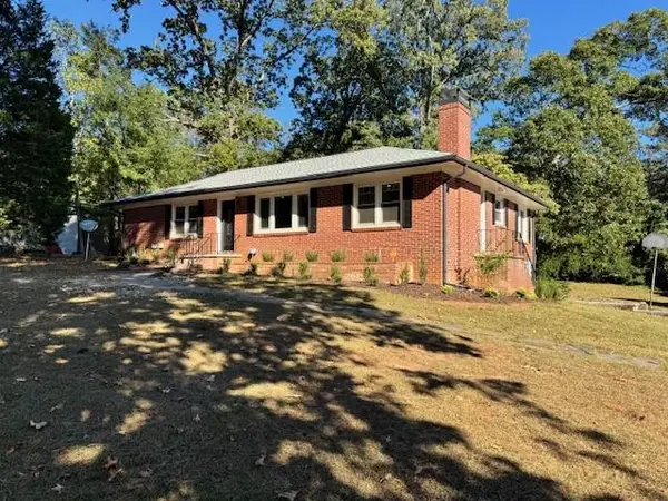 835 Lynn Circle Sw, Atlanta, GA 30311