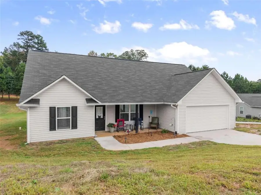 203 Russell Woods Drive, Mount Airy, GA 30563 - Image #2