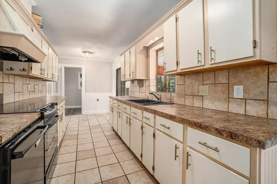 7067 Pleasant Drive, Austell, GA 30168 - Image #3