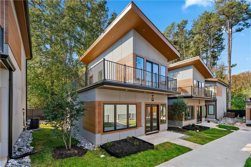 6305 Shannon Parkway #UNIT 111, Union City, GA 30291 - Image #1