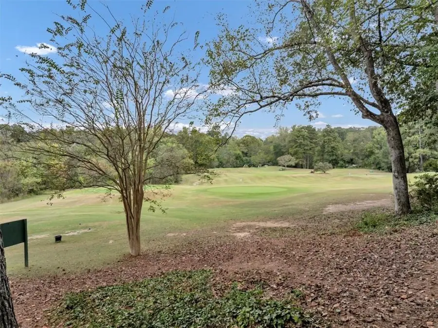 27 Chaumont Square Nw, Atlanta, GA 30327 - Image #2