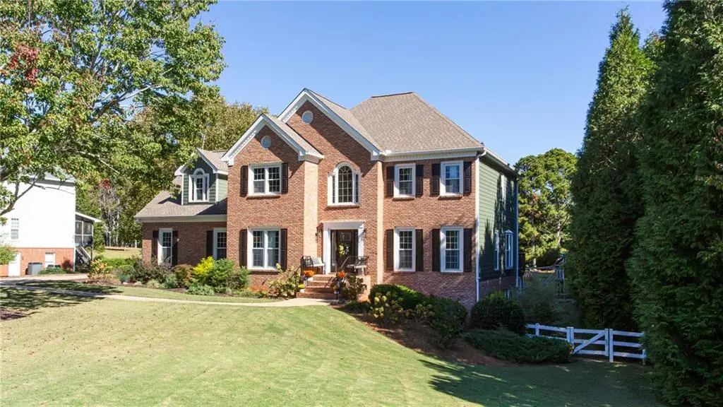 210 Devereux Downs, Roswell, GA 30075 - Image #1