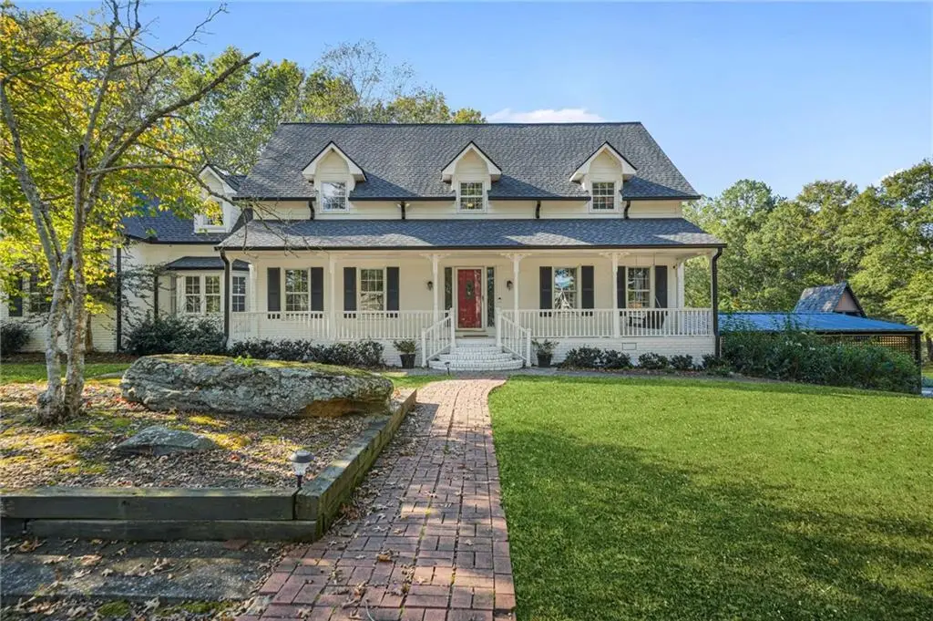 5422 Hill Road Sw, Powder Springs, GA 30127 - #1