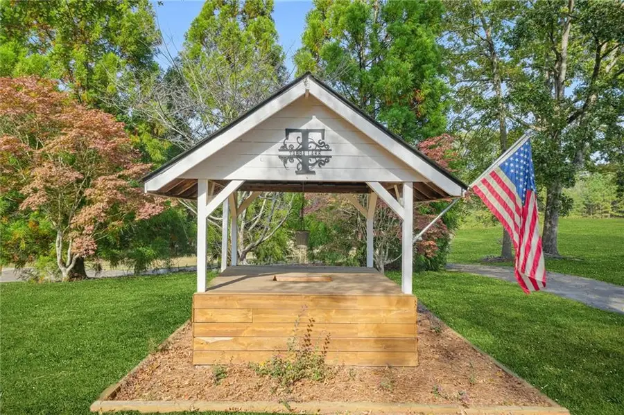 5422 Hill Road Sw, Powder Springs, GA 30127 - #3