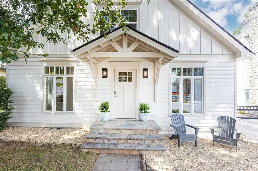 433 Trabert Avenue Nw, Atlanta, GA 30309 - Image #2