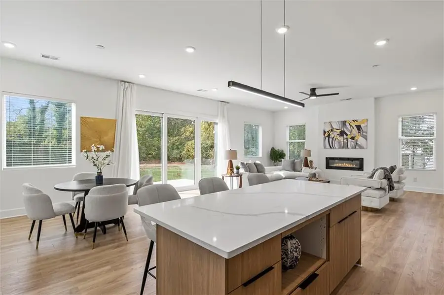 1738 Springview Road Nw, Atlanta, GA 30314 - Image #2