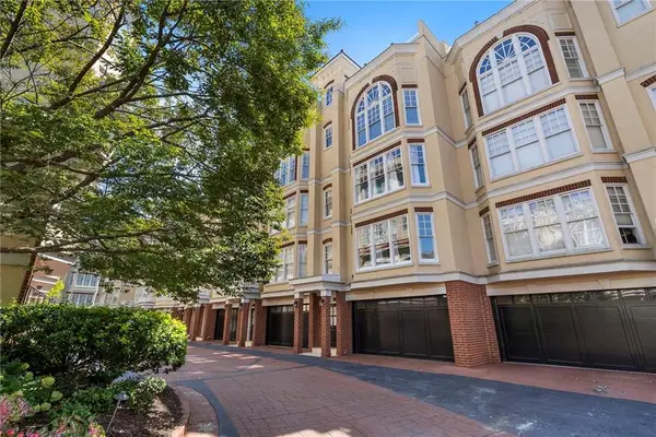 3541 Roswell Road Ne #4, Atlanta, GA 30305