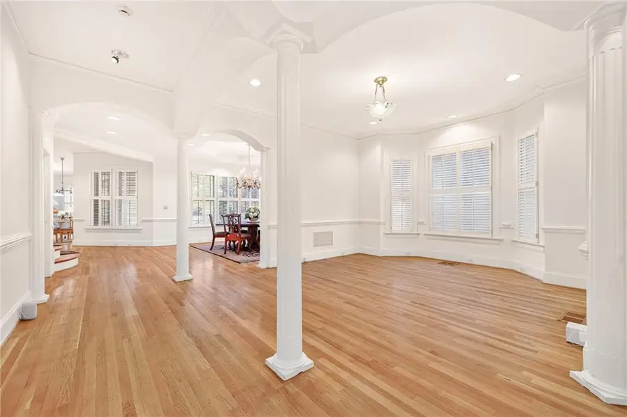 1065 Arbor Trace Ne, Brookhaven, GA 30319 - Image #2