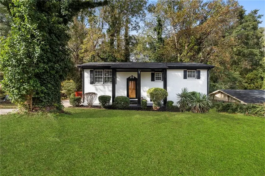 1969 Valley Ridge Drive Sw, Atlanta, GA 30331 - Image #2