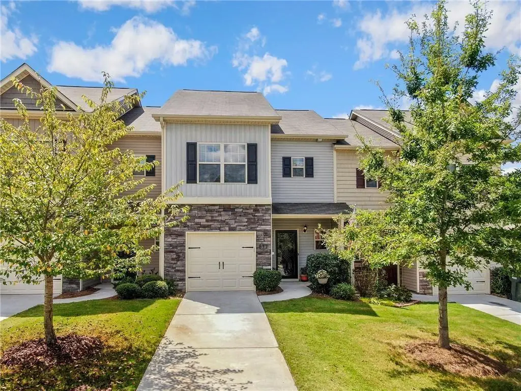 577 Oakside Place, Acworth, GA 30102 - Image #1