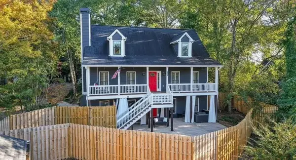 1155 Davis Place Nw, Atlanta, GA 30318