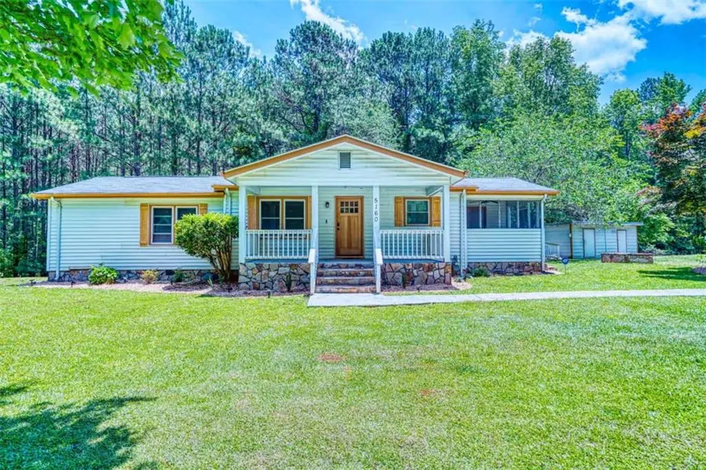 5160 W Chapel Hill Road W, Douglasville, GA 30135 - Image #1